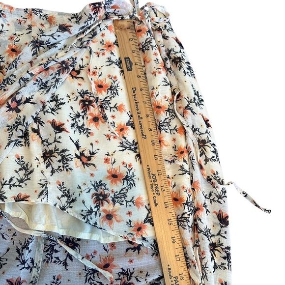 Free people Floral Maxi Skirt - Cream and Black, peach in size 8 - Picture 11 of 16
